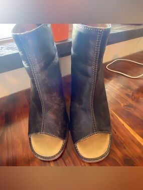 Bed Stu Brown Leather Open-Toe Boots